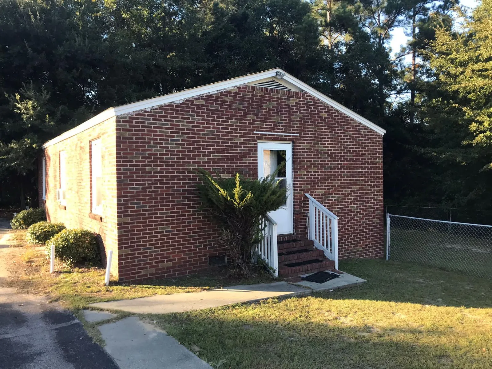 A small building on the masjid grounds